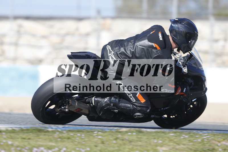 /Archiv-2024/02 29.01.-02.02.2024 Moto Center Thun Jerez/Gruppe gruen-green/315